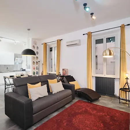 Elegante A Pochi Passi Dal Centro Рим