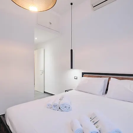 Elegante A Pochi Passi Dal Centro Апартаменты Рим