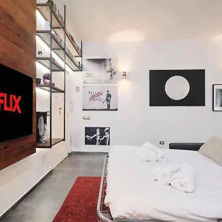 Elegante A Pochi Passi Dal Centro Rom