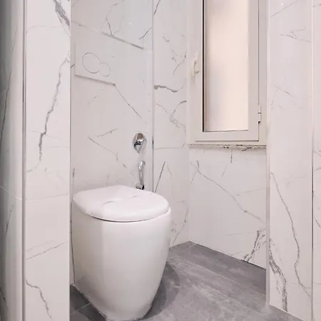 Lägenhet Elegante A Pochi Passi Dal Centro