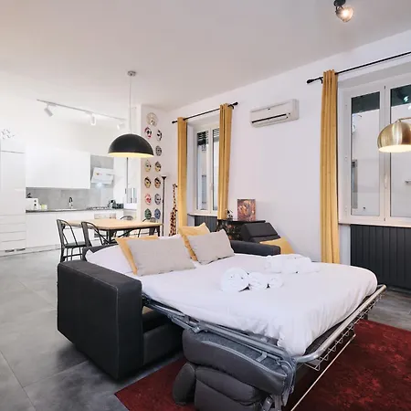 Elegante A Pochi Passi Dal Centro *