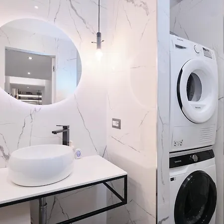 Elegante A Pochi Passi Dal Centro *